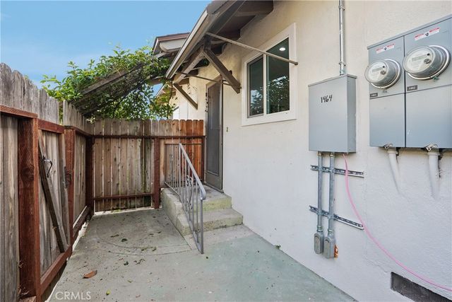 1464 N Allen Avenue, Altadena, CA 91104