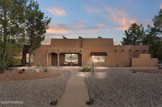 1460 Via Norte, Las Cruces, NM 88007