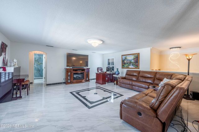 2518 WILLOW CREEK Drive, Fleming Island, FL 32003