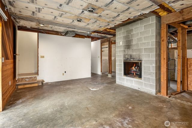 17838 Wallingford Avenue N, Shoreline, WA 98133