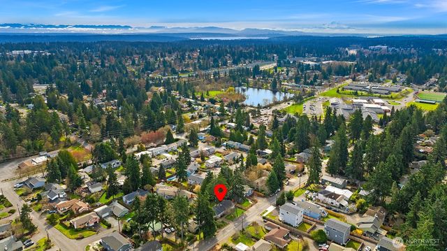 17838 Wallingford Avenue N, Shoreline, WA 98133