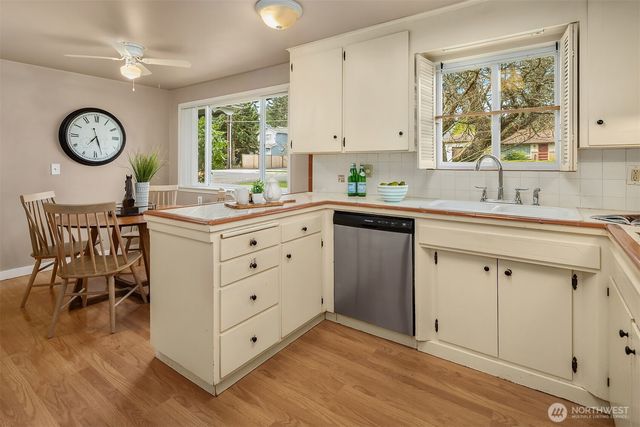 17838 Wallingford Avenue N, Shoreline, WA 98133