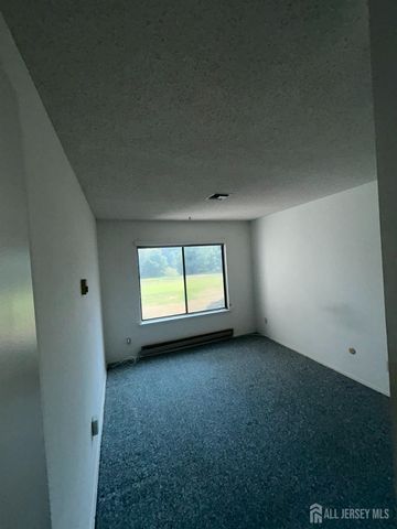 278 Crosse Drive 2H, Monroe, NJ 08831