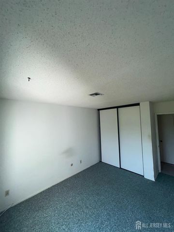 278 Crosse Drive 2H, Monroe, NJ 08831