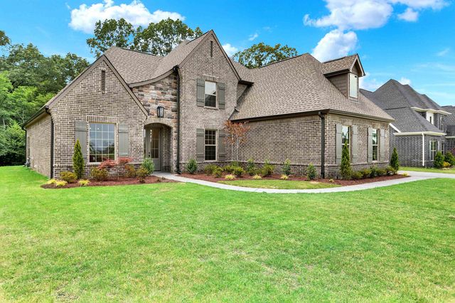 210 WELLINGTON CIR S, Oakland, TN 38068