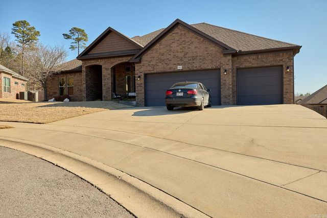 6302 Rim Fire Cove, Bryant, AR 72022