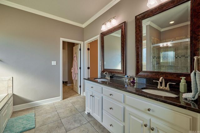 6302 Rim Fire Cove, Bryant, AR 72022