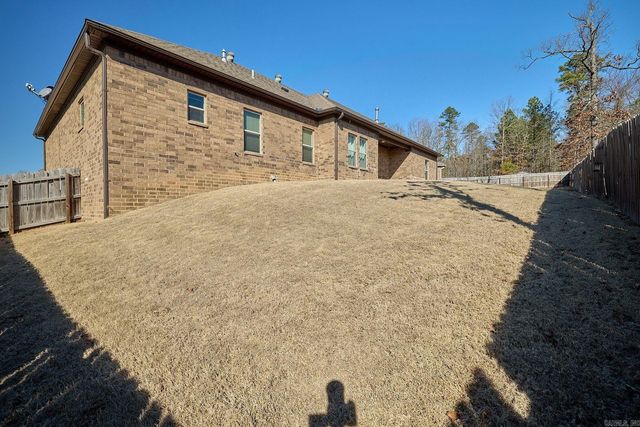 6302 Rim Fire Cove, Bryant, AR 72022