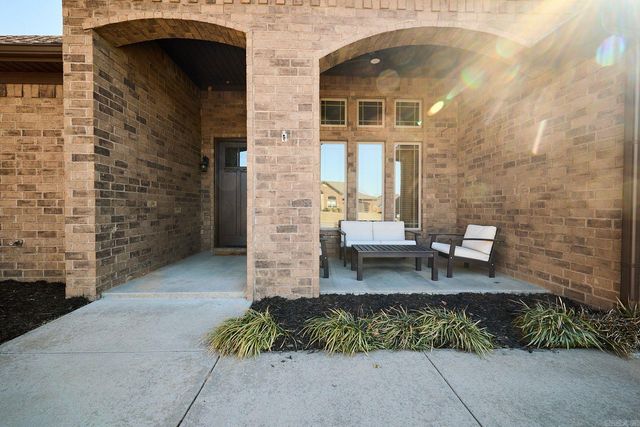 6302 Rim Fire Cove, Bryant, AR 72022