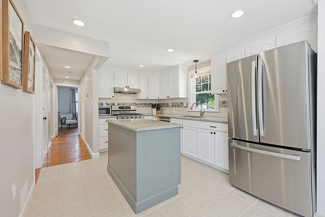 25 First Street, Norwood, MA 02062
