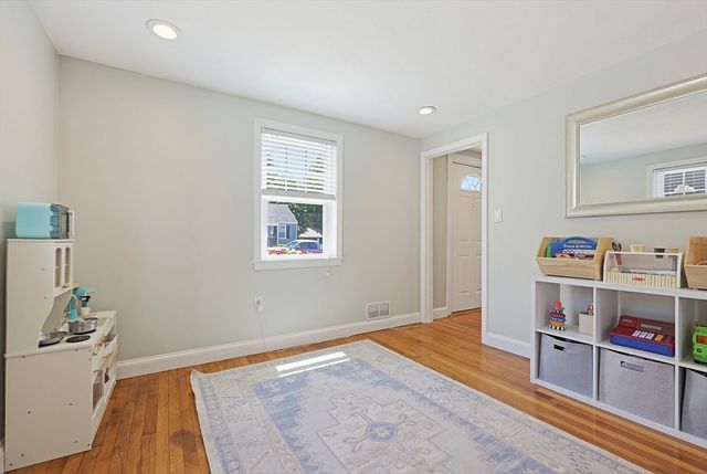25 First Street, Norwood, MA 02062