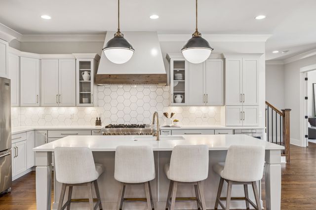 403 Cornwall Dr, Brentwood, TN 37027