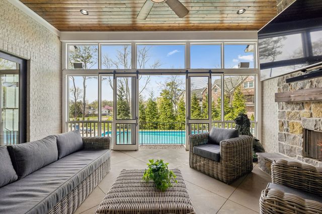 403 Cornwall Dr, Brentwood, TN 37027