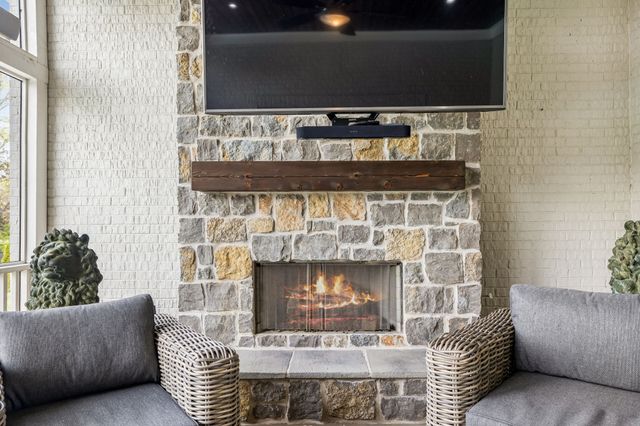 403 Cornwall Dr, Brentwood, TN 37027