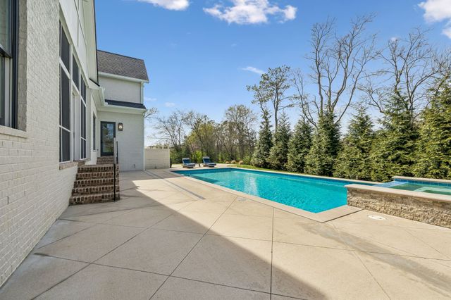 403 Cornwall Dr, Brentwood, TN 37027