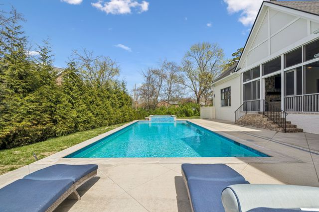 403 Cornwall Dr, Brentwood, TN 37027