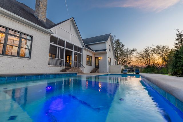 403 Cornwall Dr, Brentwood, TN 37027