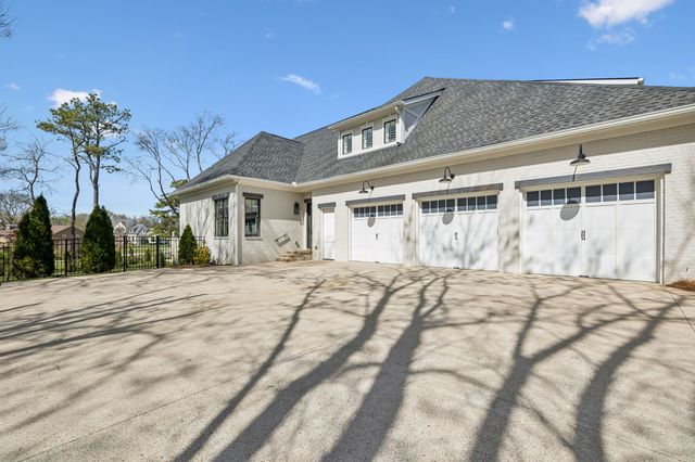 403 Cornwall Dr, Brentwood, TN 37027