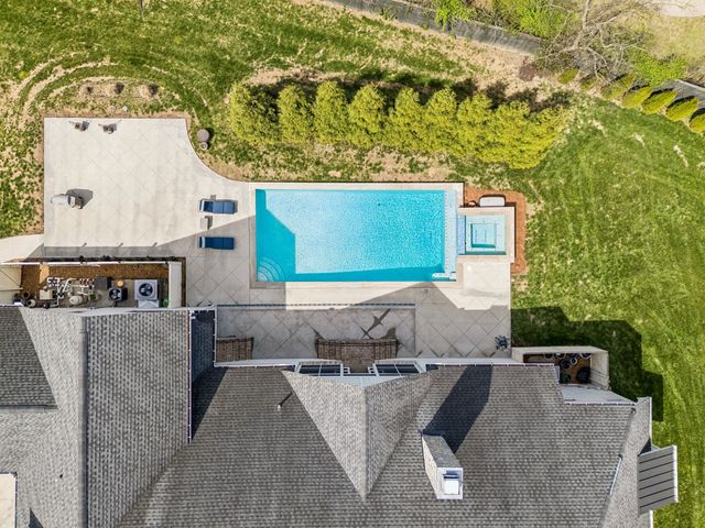 403 Cornwall Dr, Brentwood, TN 37027