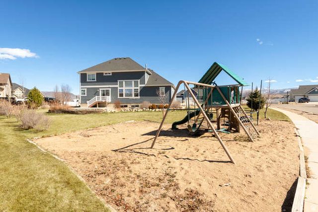 2477 S 400 E, Daniel, UT 84032