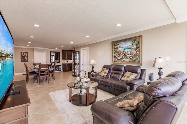 1055 W PEPPERTREE DRIVE 606AA, Sarasota, FL 34242