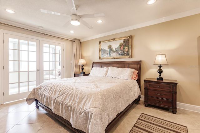 1055 W PEPPERTREE DRIVE 606AA, Sarasota, FL 34242