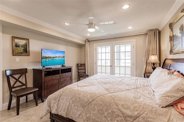 1055 W PEPPERTREE DRIVE 606AA, Sarasota, FL 34242