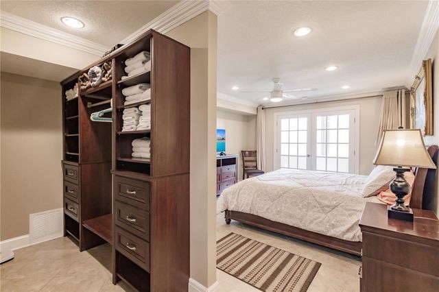 1055 W PEPPERTREE DRIVE 606AA, Sarasota, FL 34242