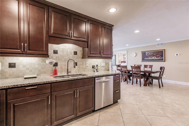 1055 W PEPPERTREE DRIVE 606AA, Sarasota, FL 34242