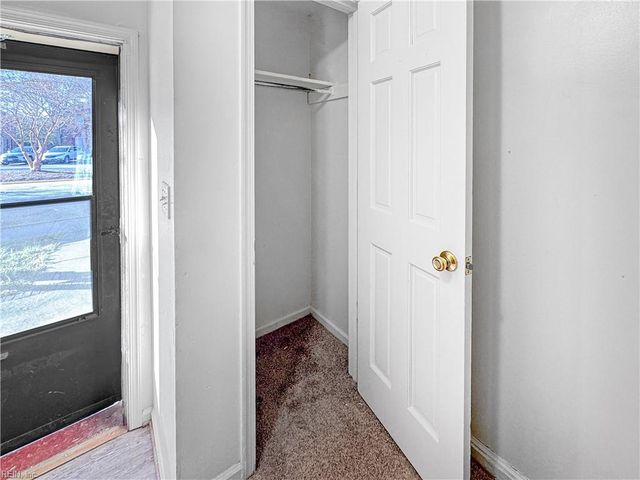 405 Hustings Ln Unit E, Newport News, VA 23608