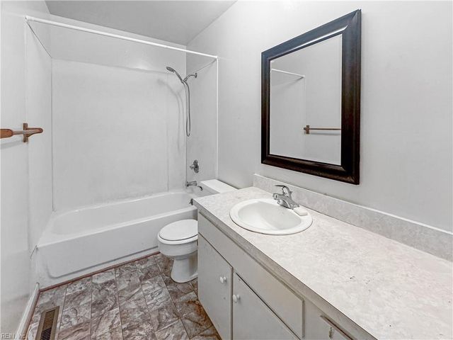 405 Hustings Ln Unit E, Newport News, VA 23608