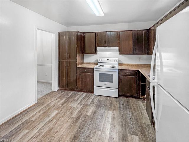 405 Hustings Ln Unit E, Newport News, VA 23608