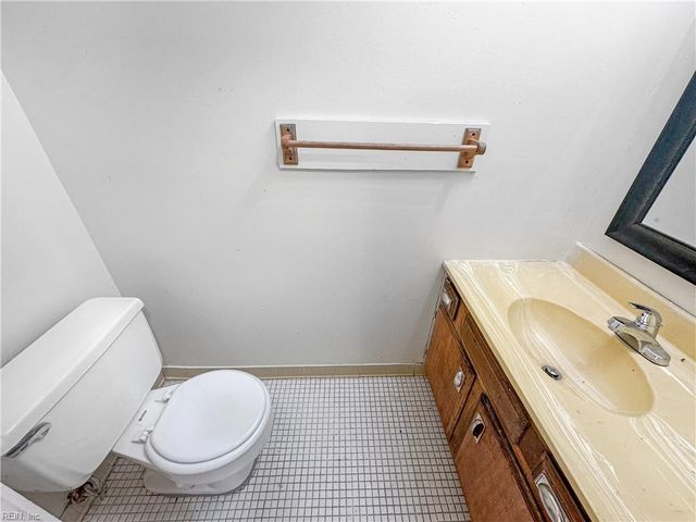 405 Hustings Ln Unit E, Newport News, VA 23608