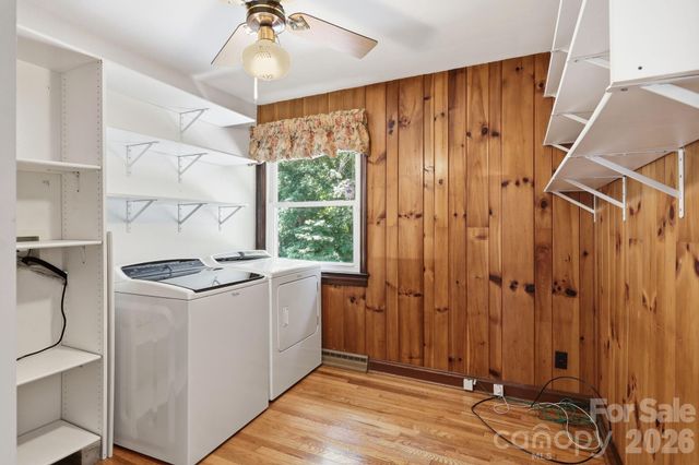845 Sand Hill Road, Asheville, NC 28806