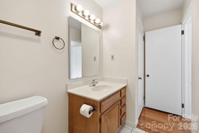 845 Sand Hill Road, Asheville, NC 28806