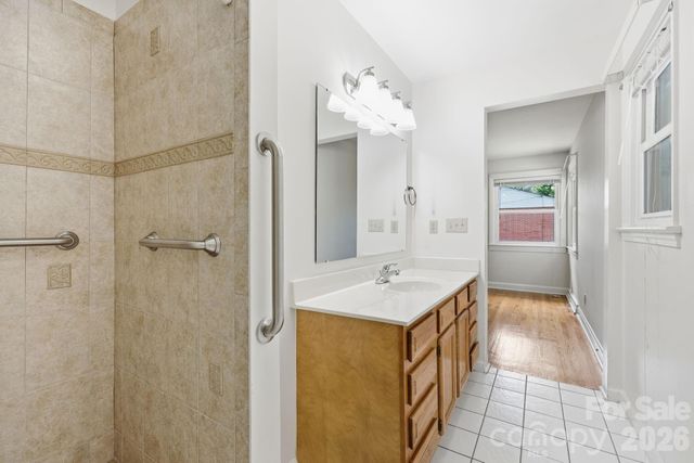 845 Sand Hill Road, Asheville, NC 28806