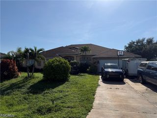 1018 Chapel AVE, Lehigh Acres, FL 33971