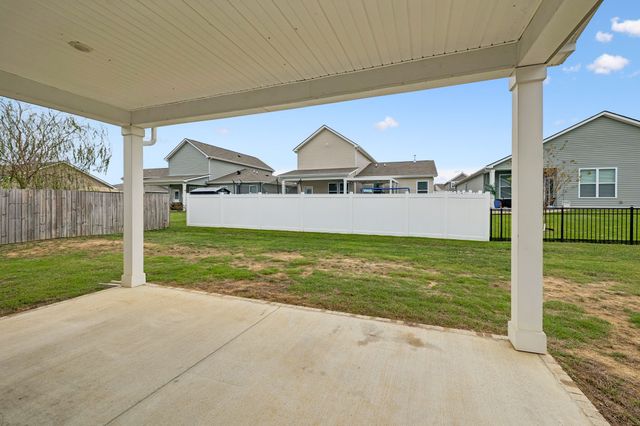 1214 Inverness Pass, Lebanon, TN 37087