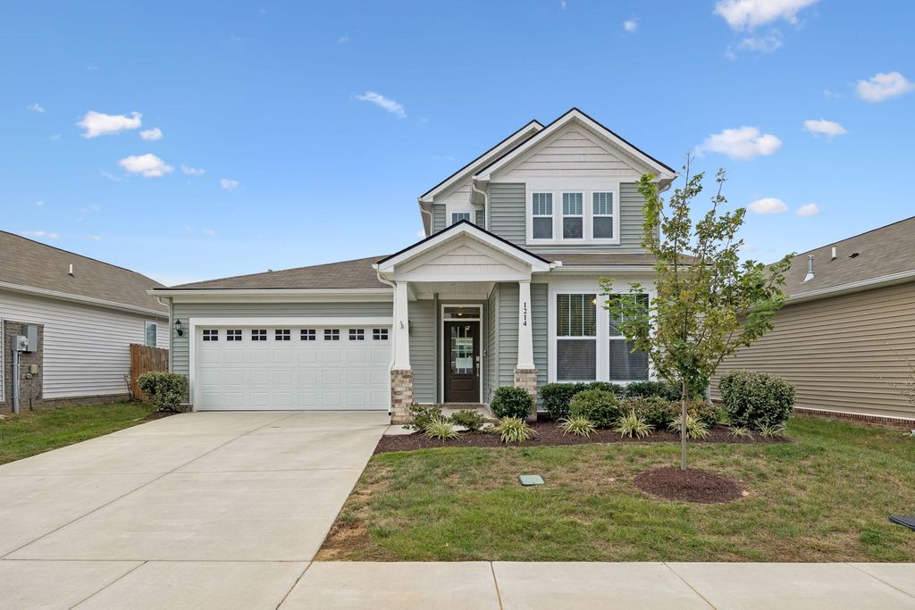 1214 Inverness Pass, Lebanon, TN 37087