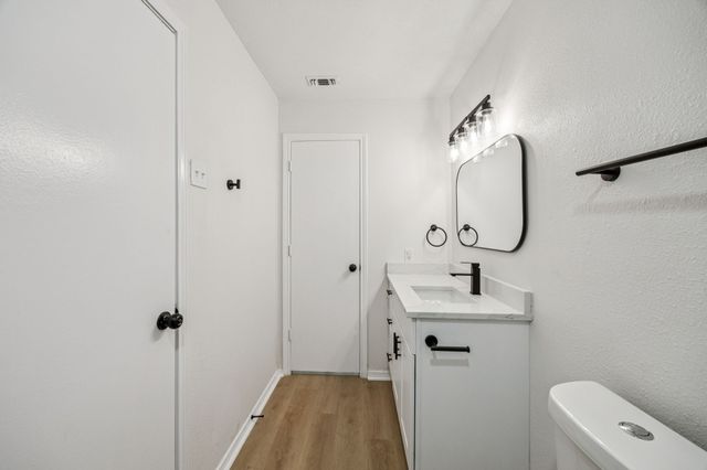 5909 Mark Lane, Rowlett, TX 75089