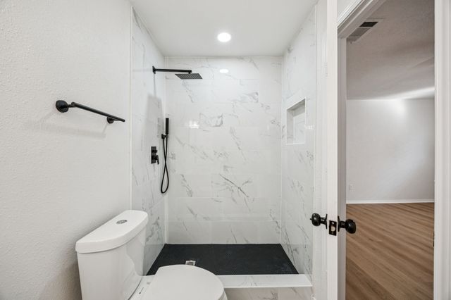 5909 Mark Lane, Rowlett, TX 75089