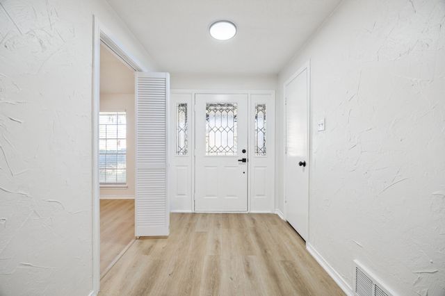 5909 Mark Lane, Rowlett, TX 75089