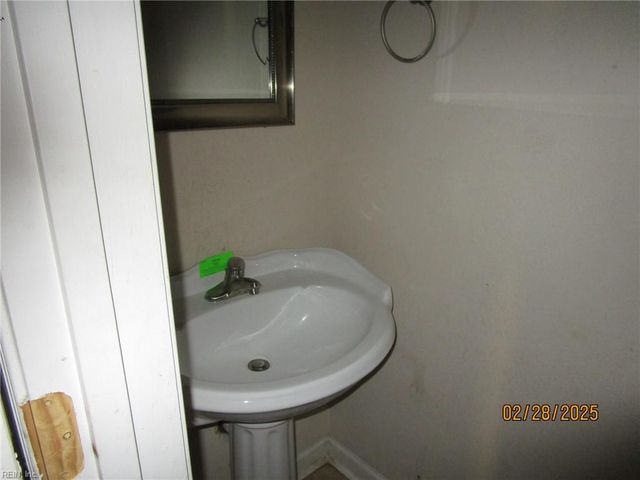 1135 22nd ST, Newport News, VA 23607