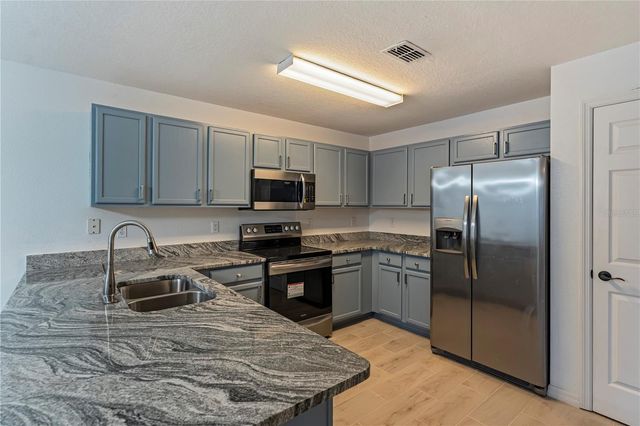 535 W SILVER SPRINGS PLACE, Ocala, FL 34475