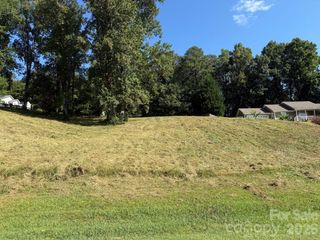 28 Shallow Branch Road, Leicester, NC 28748