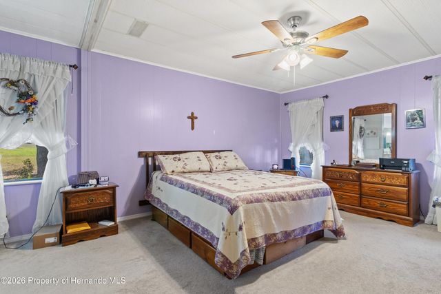 8134 Stockholm Street, Brooksville, FL 34613