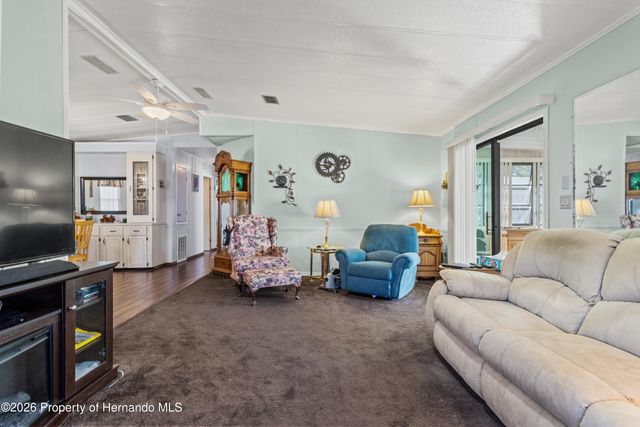 8134 Stockholm Street, Brooksville, FL 34613