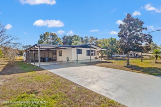 8134 Stockholm Street, Brooksville, FL 34613