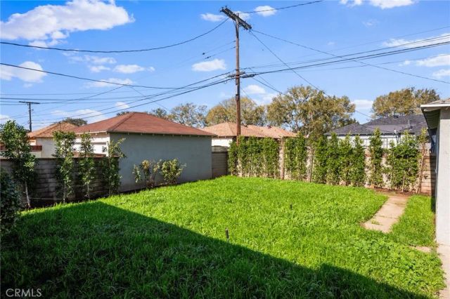 2715 W Hardy Street, Inglewood, CA 90305