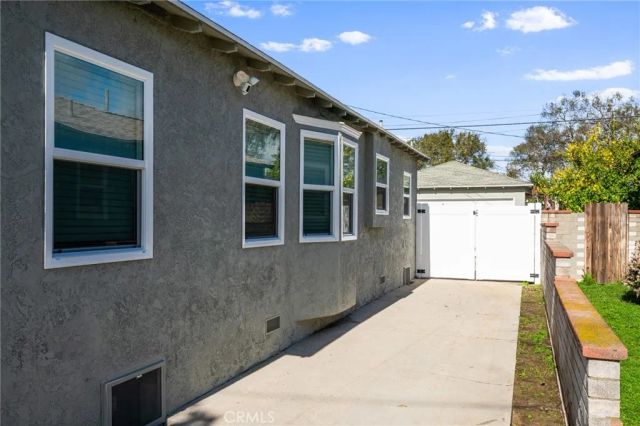 2715 W Hardy Street, Inglewood, CA 90305